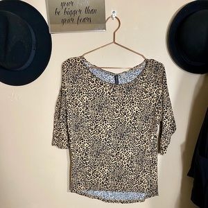 H&M leopard top